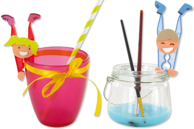 Pinces à linge plastique - Accessoires de collage et outils pour vernis-collage - 10doigts.fr