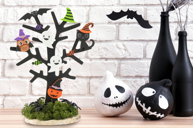Arbre d'Halloween - Boîtes et supports à bijoux : l'écrin de vos créations - 10doigts.fr