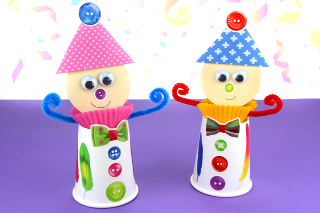 Arlequin mignon avec un gobelet en carton - Accessoires en papier - 10doigts.fr