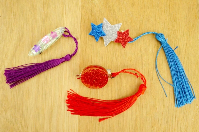 barette pompons fils - Pompons pour bricolage créatif - 10doigts.fr