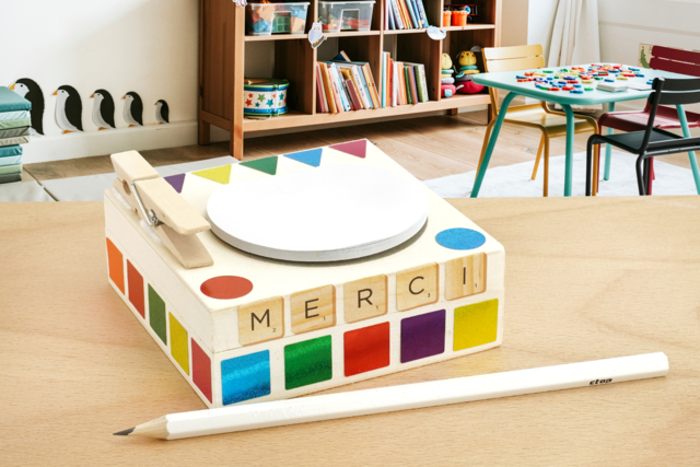 Boite à accessoires de bureau + bloc-notes - Boîtes en bois à décorer - 10doigts.fr