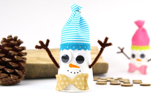 Bonhomme de neige avec un gobelet - Coupons de tissus - 10doigts.fr