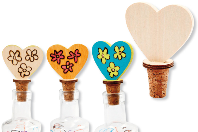 bouchons en liège et coeur en bois - Objets en bois à décorer pour la cuisine - 10doigts.fr