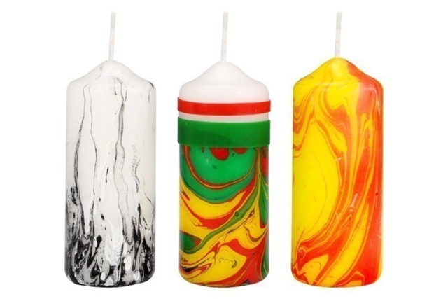 Bougies blanches décorées avec du marbling - Cires pour bougies - 10doigts.fr