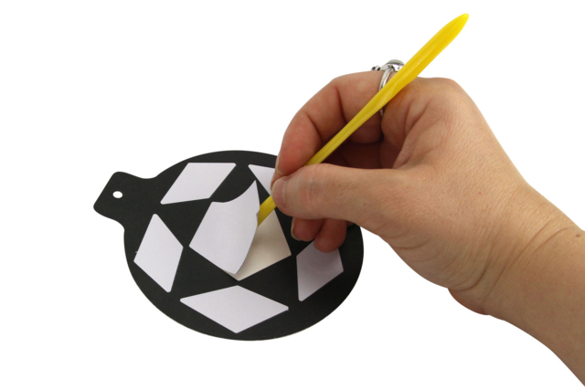 boule de noel autocollante - Kits créatifs de Noël pour les enfants - 10doigts.fr