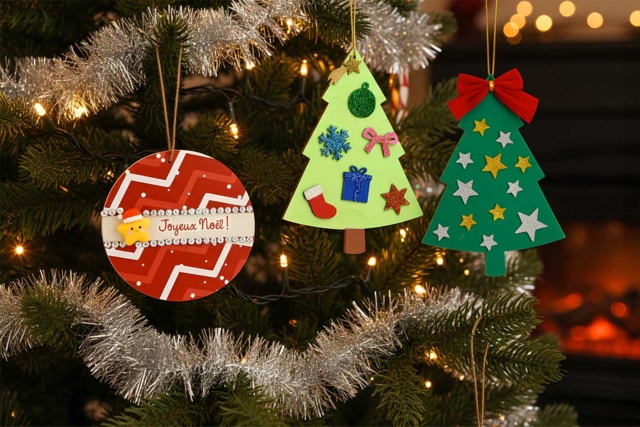 Boules en bois à décorer - 12 pièces - Décorations de Noël en bois à décorer - 10doigts.fr