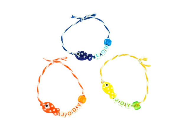 braceket Perles poissons en céramique  - Bijoux de plage à faire soi-même : bracelets, colliers d'été - 10doigts.fr