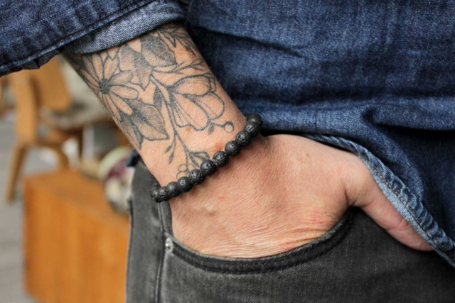 bracelet homme perle de lave - Perles Naturelles - 10doigts.fr