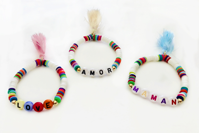 Bracelet perles Heishi et alphabet - Perles Heishi et coquillages - 10doigts.fr