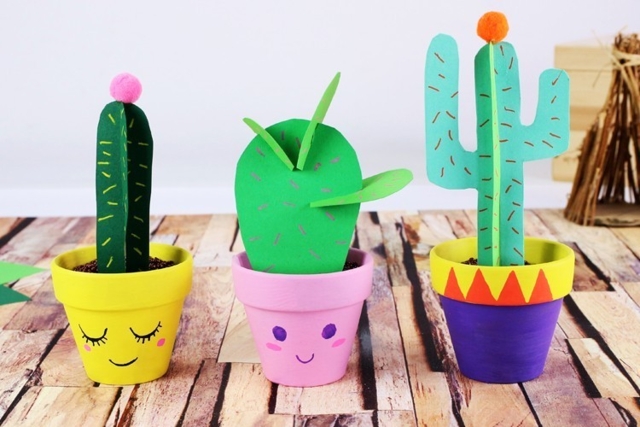 Cactus en papier - Pompons pour bricolage créatif - 10doigts.fr