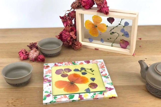 cadre et dessous de plat fleurs séchées - Supports en Verre - 10doigts.fr