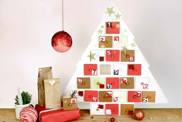 Calendrier de l'avent Sapin - Marqueurs peinture : l'intensité de l'acrylique au bout des doigts - 10doigts.fr