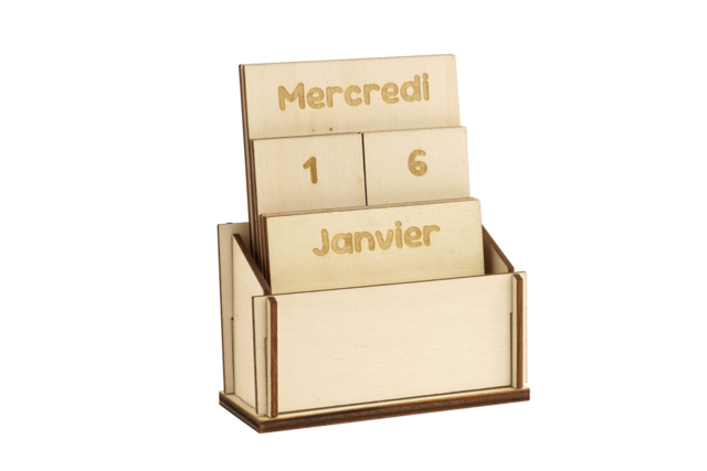 Calendrier perpétuel en bois à monter - Objets en bois à décorer pour le bureau - 10doigts.fr