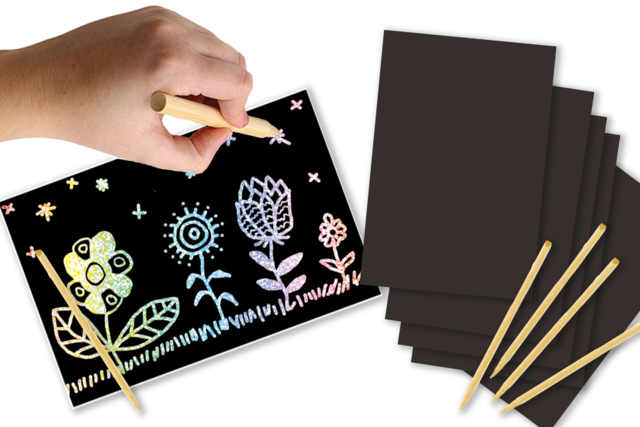 carte à gratter holographique - Cartes à gratter et à poinçonner : révélez votre créativité en relief - 10doigts.fr