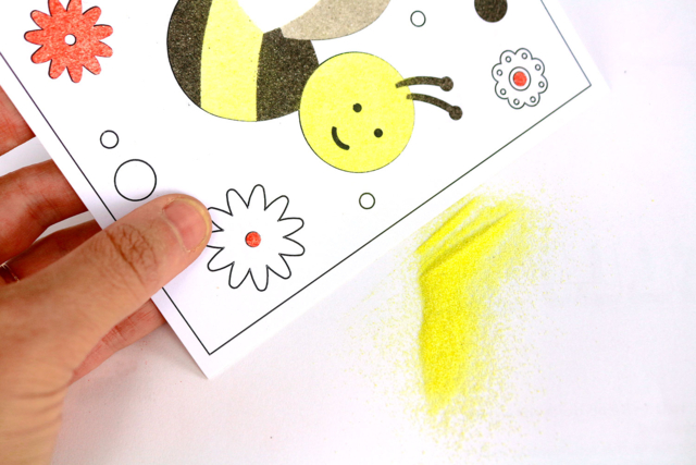 carte sable insectes - Sable coloré : tout le matériel pour créer des tableaux en sable - 10doigts.fr