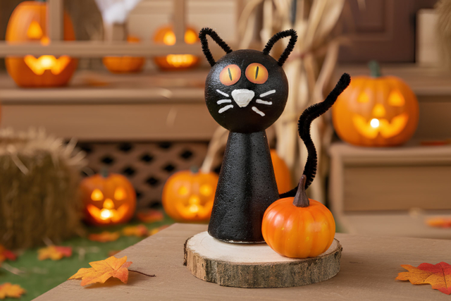 Chat noir Halloween en polystyrène - Formes à décorer - Polystyrène - 10doigts.fr