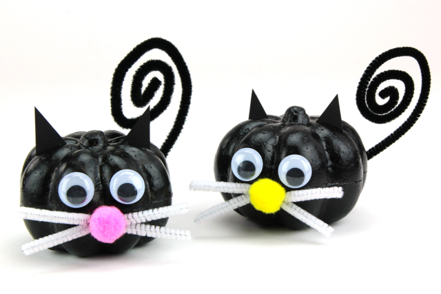 Chats noirs d'Halloween - Polystyrène - Supports à décorer - 10doigts.fr