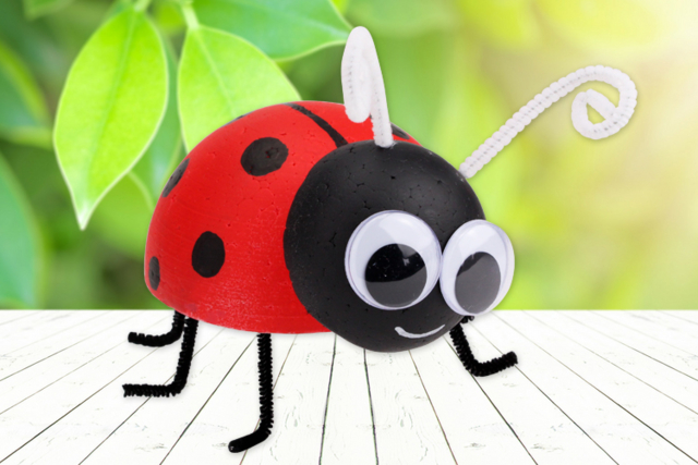 Coccinelle en boules de polystyrène - Boules en polystyrène - 10doigts.fr