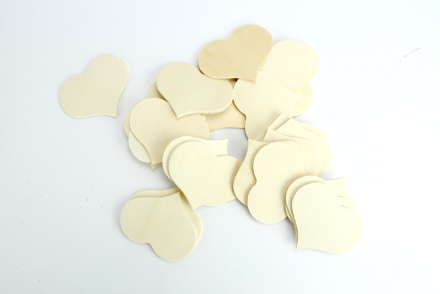 coeur arabesque bois - Décorations en bois brut : tranches et bois naturel déco - 10doigts.fr