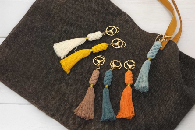 coffret macramé  - Porte-clés - 10doigts.fr
