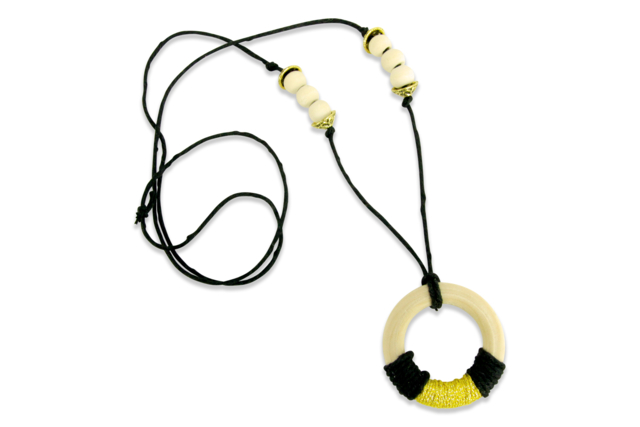collier avec anneau en bois - Perles en bois - 10doigts.fr
