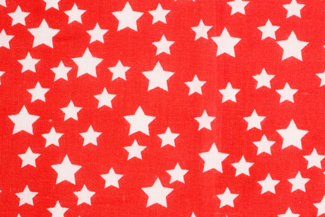 coupon tissu étoiles rouges - Coupons de tissus - 10doigts.fr