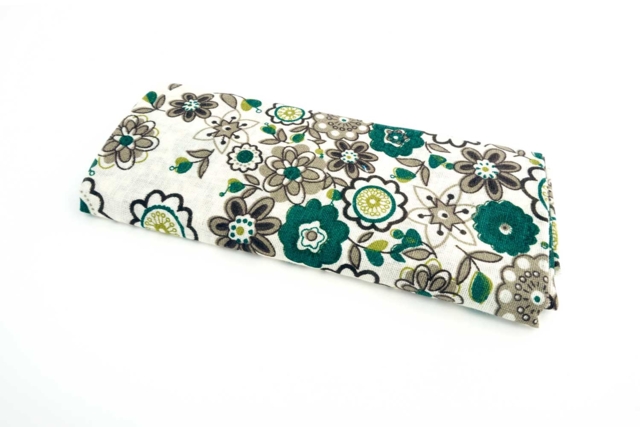 coupons tissu fleurs psyché vertes - Coupons de tissus - 10doigts.fr