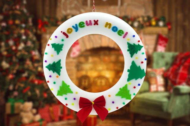 Couronne de Noël en polystyrène - Stickers mousse : donnez du volume à vos créations - 10doigts.fr