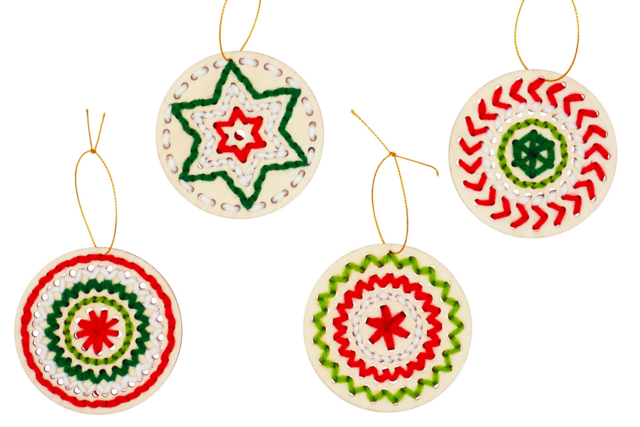 création mandala tissé - Boules de Noël DIY - 10doigts.fr