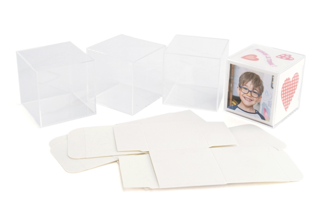 cube photo à personnaliser - Cadres et clips photos : des supports uniques pour afficher vos souvenirs - 10doigts.fr