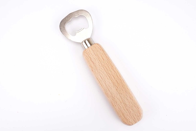décapsuleur en bois rectangulaire - Objets en bois à décorer pour la cuisine - 10doigts.fr