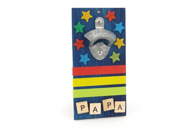 Décapsuleur mural papa - Objets en bois à décorer pour la cuisine - 10doigts.fr