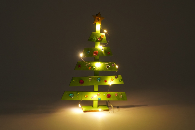 Eclairage guirlande Noel - Articles lumineux, guirlandes et bougies LED - 10doigts.fr