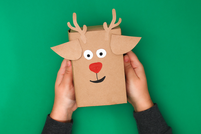 Emballage Cadeau Renne - Papier kraft et liège - 10doigts.fr