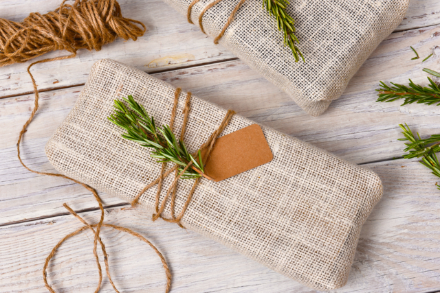 emballage toile de jute - Toile de jute - Textiles - 10doigts.fr