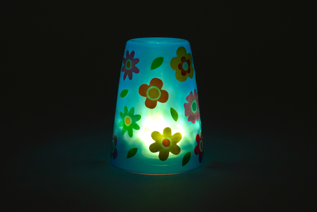 Gobelet en plastique DIY veilleuse fleurs - Vaisselle jetable et réutilisable - 10doigts.fr