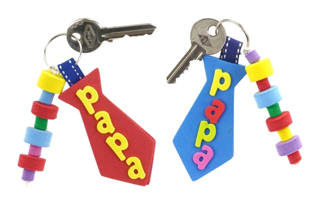 idee cadeau fete pere enfant porte clef - Porte-clés et range-clés pour Papa : une idée de cadeau personnalisé - 10doigts.fr