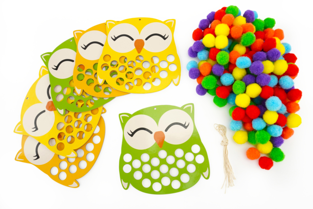 Kit hiboux à pomponner - le matériel - Kits créatifs d'automne : des activités clé en main pour les enfants - 10doigts.fr
