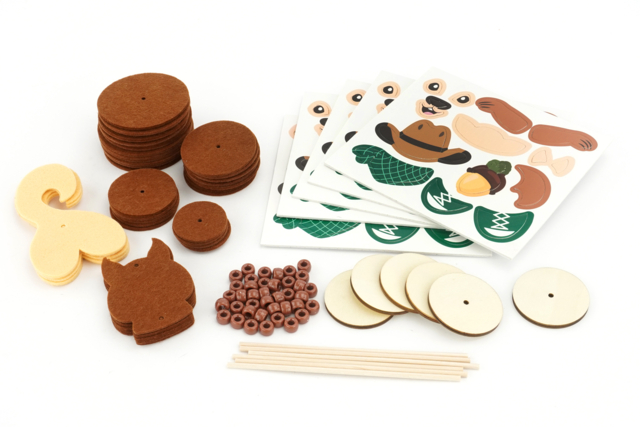 Kits écureuils en feutrine - le matériel - Kits créatifs d'automne : des activités clé en main pour les enfants - 10doigts.fr