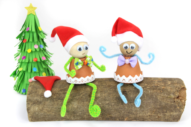 Lutins de Noël avec pots en terre cuite - Supports en céramique à décorer - 10doigts.fr