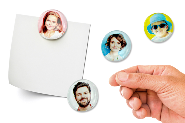 Magnets photos avec des galets en verre - Aimants et magnets créatifs pour loisirs créatifs - 10doigts.fr