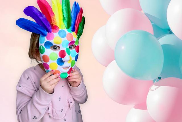 Masque carnaval confettis et plumes - Masques créatifs enfants - 10doigts.fr