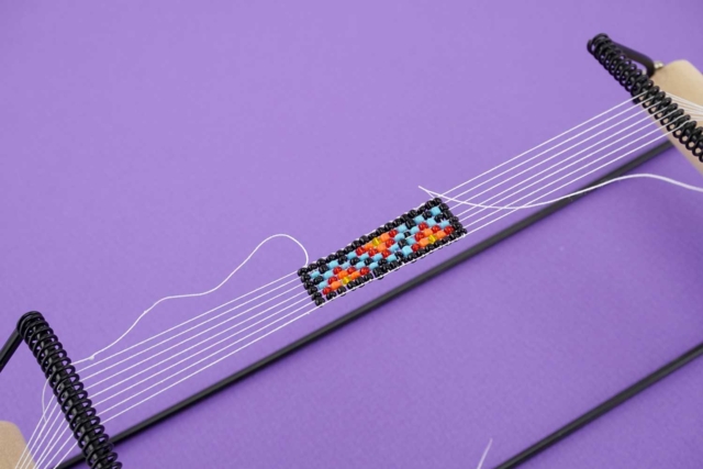 métier à tisser petites perles - Perles Rocaille - 10doigts.fr