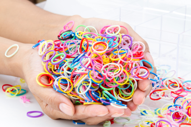 min élastiques colorés - Bracelets en élastiques - 10doigts.fr
