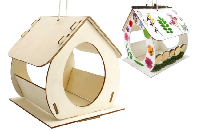 nichoir en bois maison - Nichoirs, mangeoires et refuges en bois à décorer - 10doigts.fr
