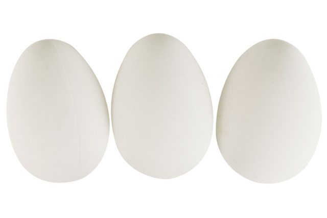 Oeufs en plastique 4x3  cm - 12 pièces - Oeufs de Pâques créatif - 10doigts.fr
