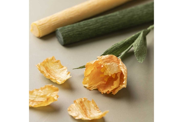 papier crépon tulipe orange - Fleurs en papier crépon : créez des bouquets éternels - 10doigts.fr