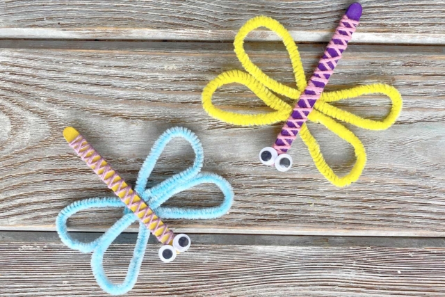 Papillons à bricoler - Yeux mobiles - 10doigts.fr