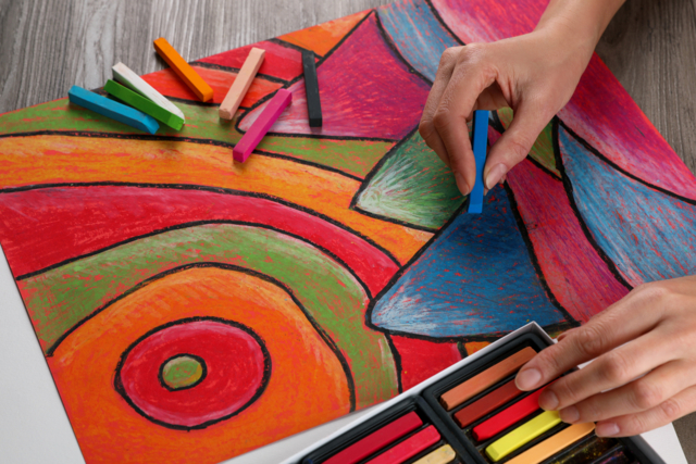 pastels tendres - Pastels et fusains : l'art de la couleur et du contraste - 10doigts.fr