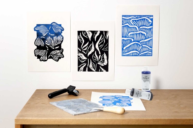 Peintures Linogravure, bleu - Matériel de linogravure : s'initier à l'impression d'estampes maison - 10doigts.fr